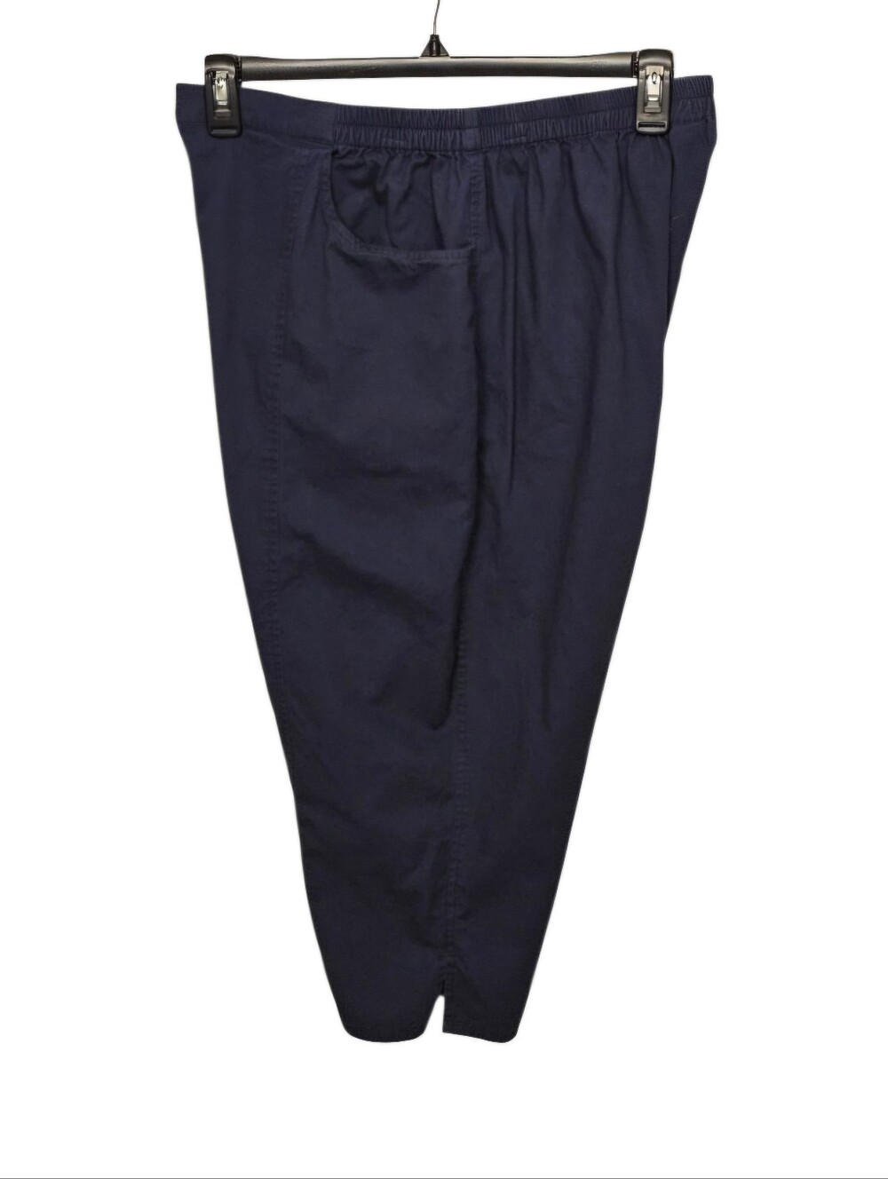 C.D. Daniels Navy Pull-On Capris with Side Pockets - Picture 2 of 7